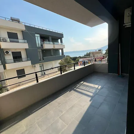 Radhima'S Beach Home