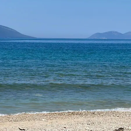 Radhima'S Beach Home *